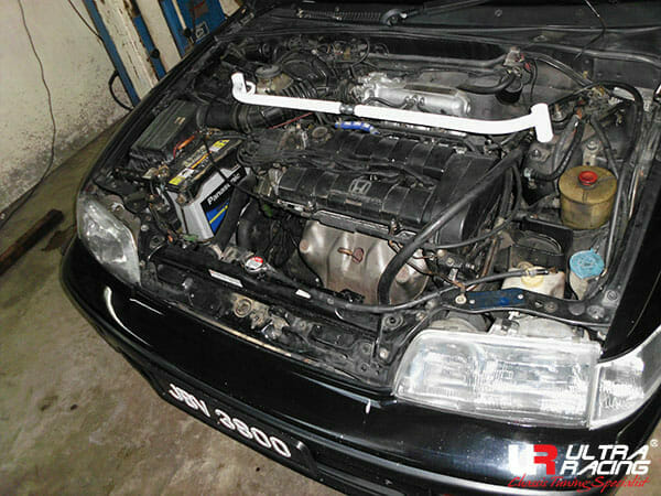 ultra racing front strut bar – honda civic/cr x ef