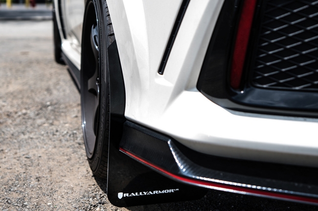 rally armor mud flaps – honda civic type r fk8 (white/red)